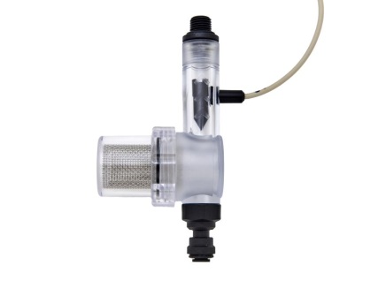Electronic flow meter with filter screw